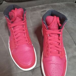 mens Nike Air shoes size 10